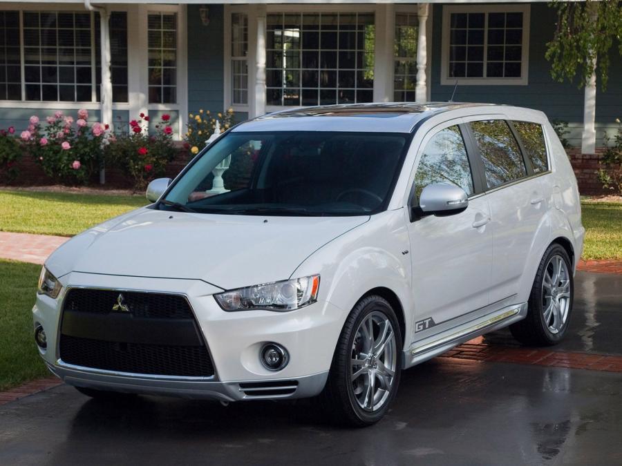  Mitsubishi Outlander GT 2010 года  (фото 24 из 91)